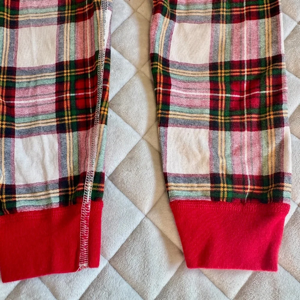 Hanna Andersson Christmas Pajamas - Picture 13 of 15